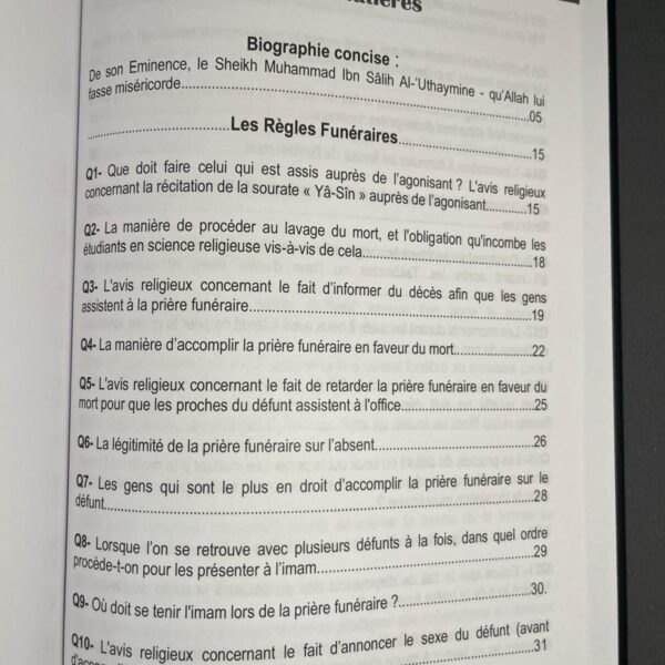 Alternative view of 70 QUESTIONS SUR LES REGLES FUNERAIRES